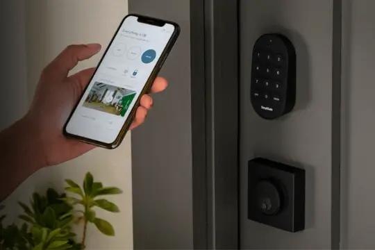 SimpliSafe-smart-lock